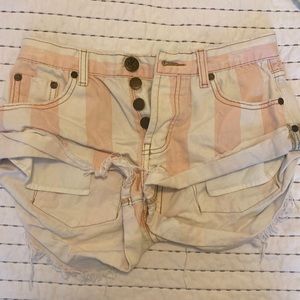 One teaspoons like new